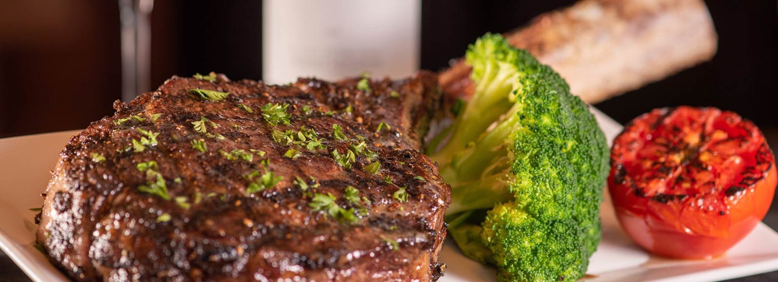 Best Steakhouse in Venice, Florida • Steaks, Seafood & Fine Wine